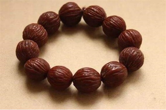 小猴頭核桃手串怎么盤
