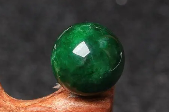 綠瑪瑙是天然的嗎