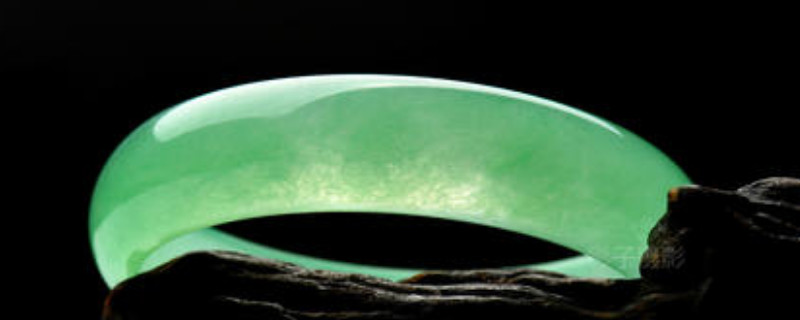 玉髓吊墜怎么辨別真假