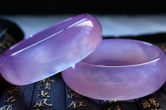 玉髓吊墜怎么辨別真假