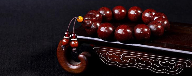 小葉紫檀佛珠手串的保養(yǎng)方法