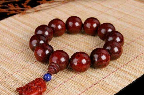 紅花梨手串怎么包漿
