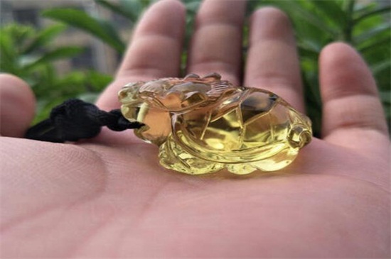 黃水晶佩戴禁忌
