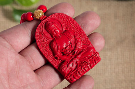 朱砂能帶著洗澡么