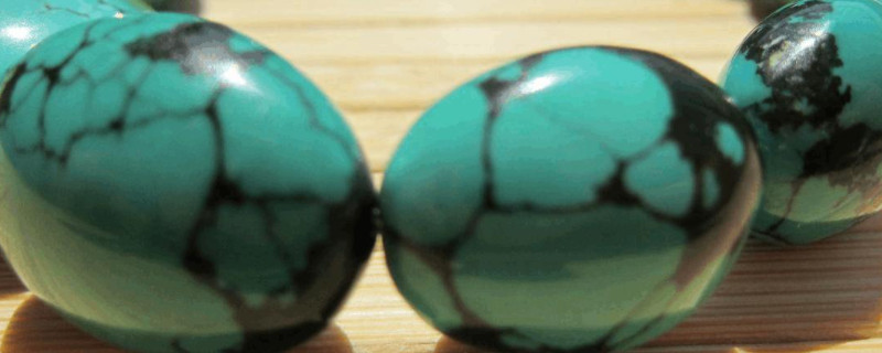 鑒定綠松石的簡易方法