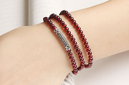 石榴石手鏈斷了有什么寓意