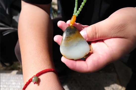 如何鑒別和田玉