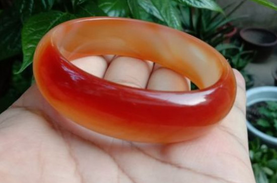 紅瑪瑙適合什么生肖人