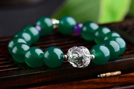 東陵玉是什么玉值錢嗎