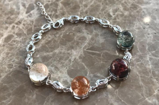 四季幽靈的功效和禁忌