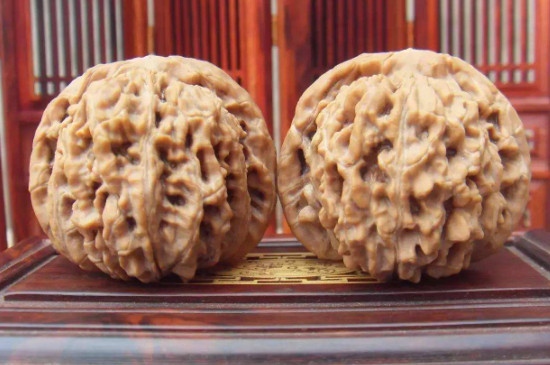 四座樓獅子頭特點