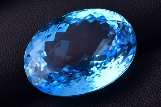 托帕石肉眼如何鑒別