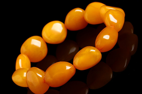 蜜蠟適合什么人佩戴