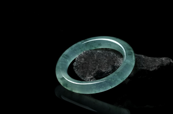 翡翠會越戴越透嗎