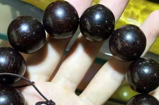 小葉紫檀老料和新料的區(qū)別對比
