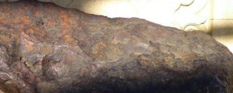 六方晶系隕石鉆石外部特征