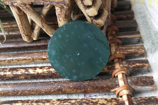 危料翡翠怎么辨別