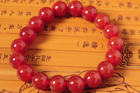 紅玉髓和紅瑪瑙哪個貴
