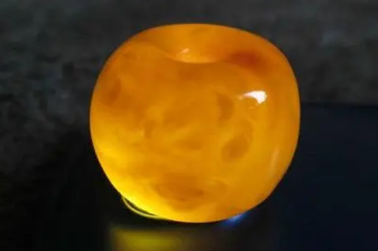 蜜蠟的保養(yǎng)方法和注意事項