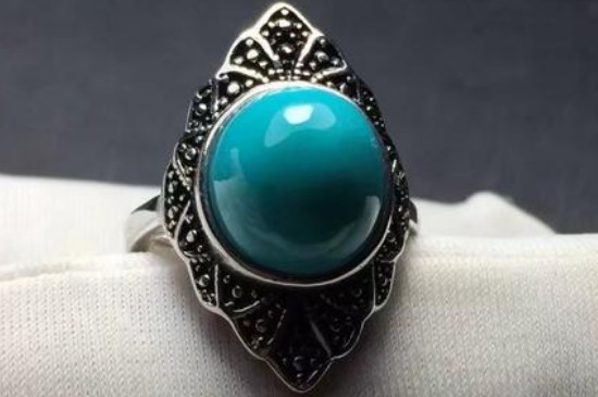 綠松石變黑是怎么回事