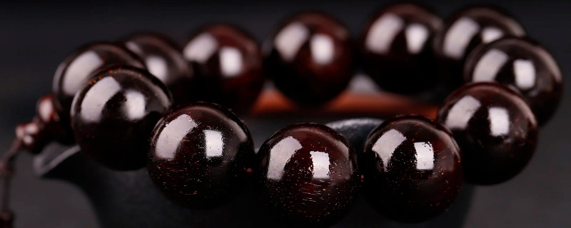 小葉紫檀會(huì)掉色嗎