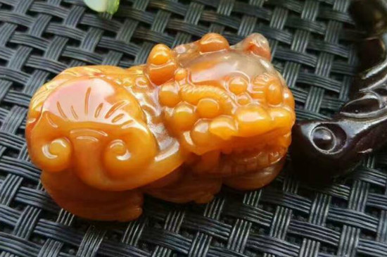 女人戴葫蘆好還是帶貔貅