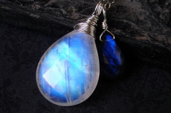 拉長石的功效與作用佩戴禁忌