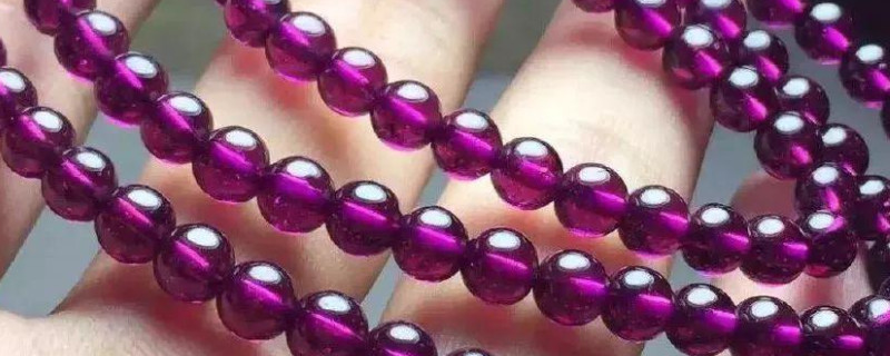 巴西紫牙烏和玫紫石榴石區(qū)別