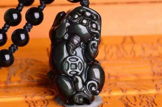 黑曜石和黑玻璃的區(qū)別