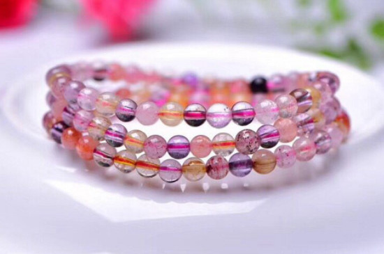 女人佩戴超七的好處，可平穩(wěn)情緒