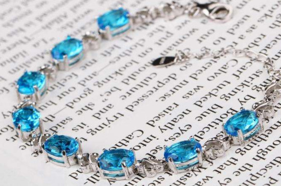 藍(lán)水晶手鏈的功效與作用