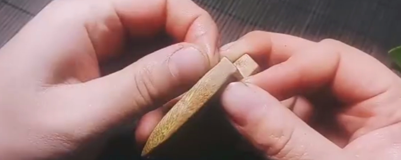 假綠檀木的特點