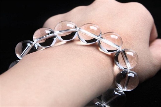 白色水晶手鏈的作用,白水晶的作用