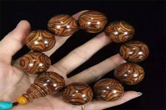 沉香手串不適合戴的人