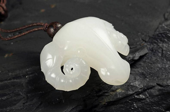 怎樣鑒別白玉的真假，這樣更容易區(qū)分