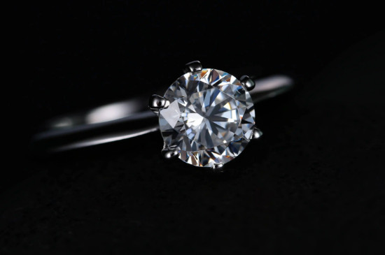 鉆石是怎么被發(fā)現(xiàn)的