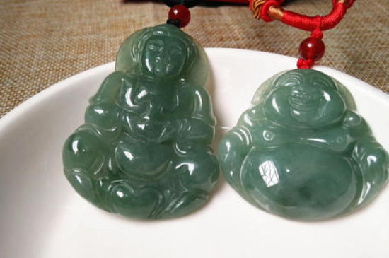 女人能佩戴觀音玉佛嗎