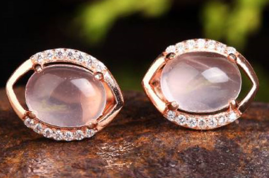 芙蓉石和粉水晶的區(qū)別