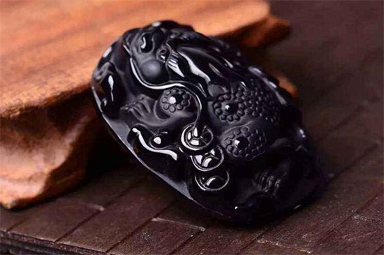 金蟾是不是不能隨意摸，金蟾的禁忌