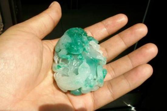 獨(dú)山玉可以長期泡水嗎
