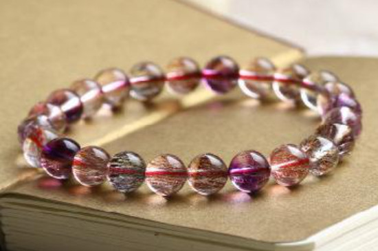 女人佩戴超七的好處，可平穩(wěn)情緒