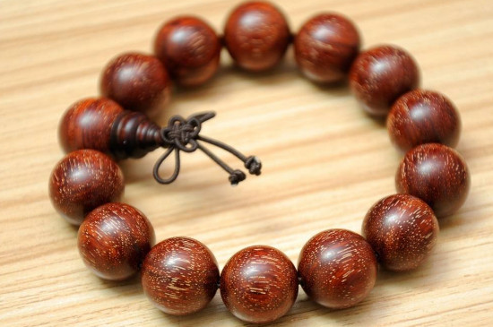 小葉紫檀和血檀的區(qū)別