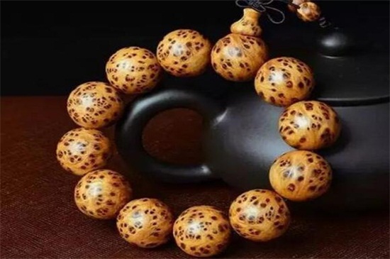 崖柏是什么木頭