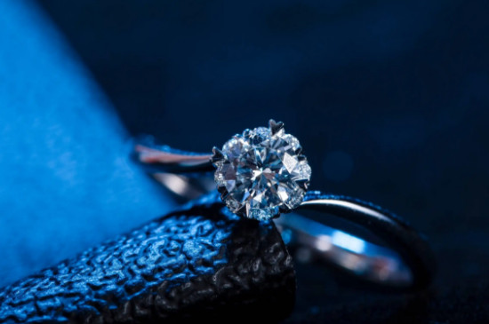 新手如何挑選鉆戒