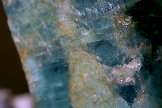 海藍(lán)寶寓意