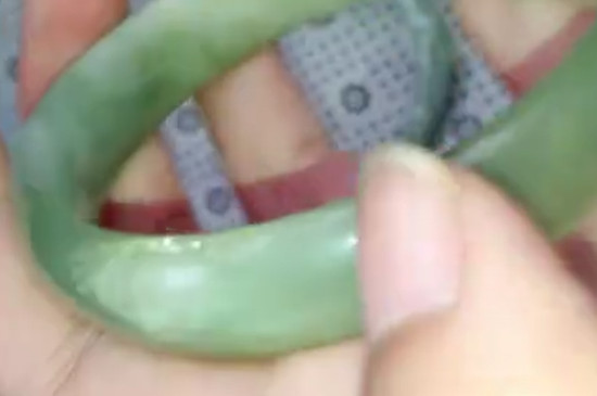 女人佩戴玉手鐲的好處