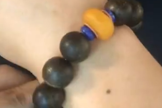 沉香木手串怎么盤(pán)