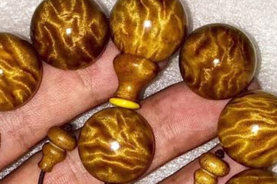 怎樣盤玩金絲楠木手串