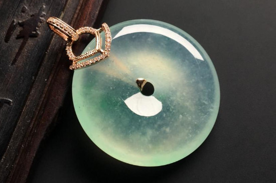 平安扣戴哪只手吉利，戴左手可帶來好運(yùn)