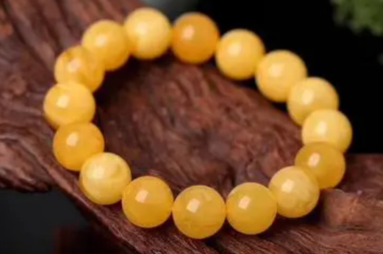 烤色雞油黃蜜蠟鑒別